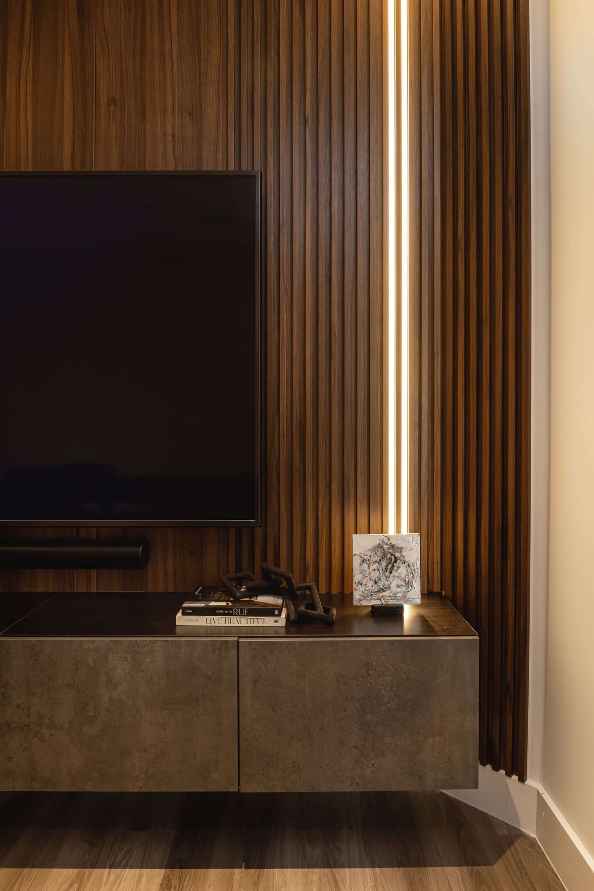 Classic Style Walnut Wood Panels – Decofigura USA
