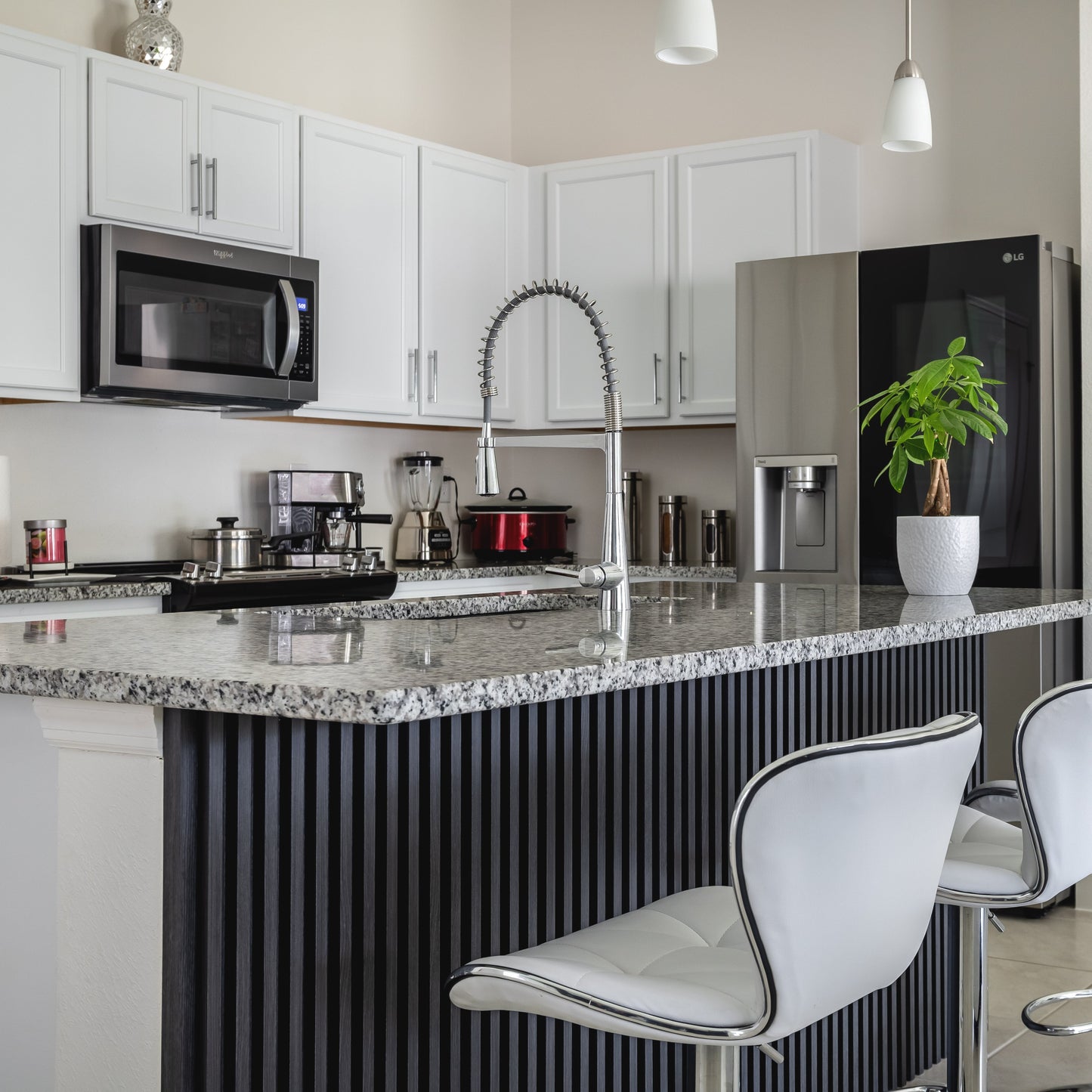 Classic Style Black Wood