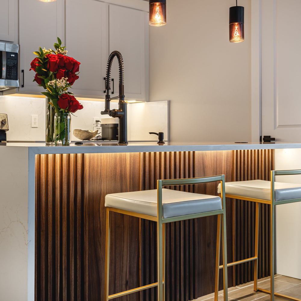 Smooth Style Walnut Wood